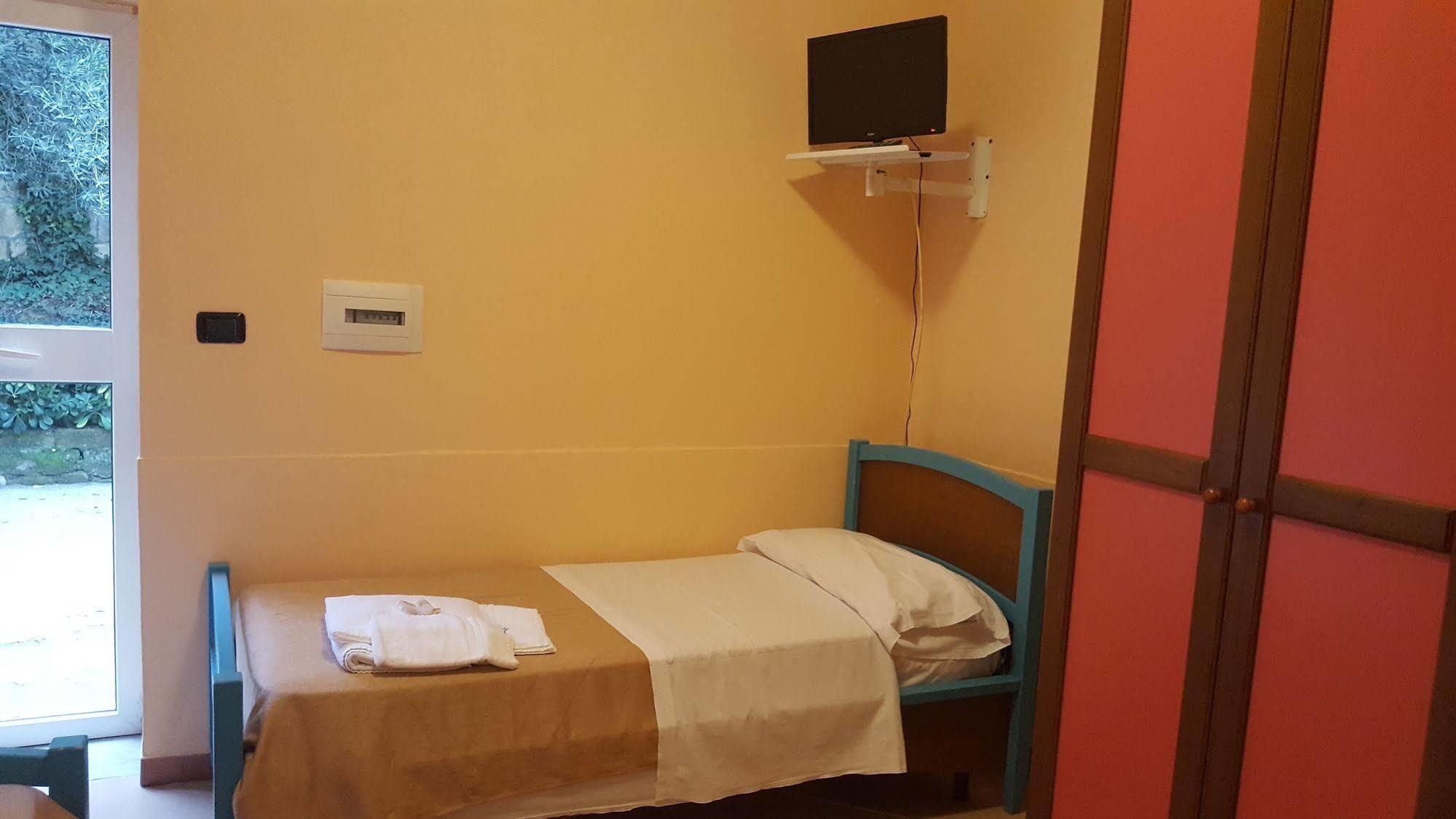 Tenuta Monte Sant'angelo * Napoli